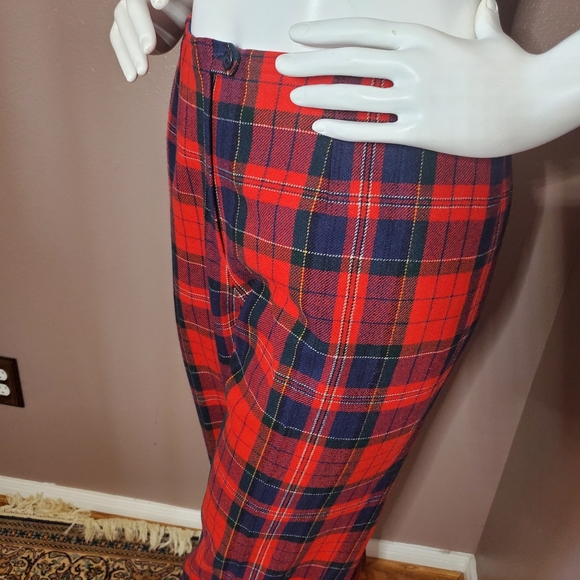 VTG PENDLETON red plaid wool cropped pants size 18, fits M - Picture 2 of 5